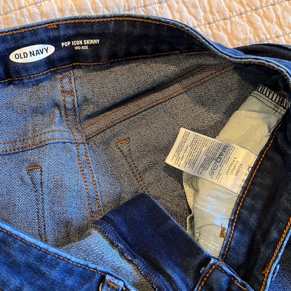 Women’s skinny jean - Picture 3 of 3